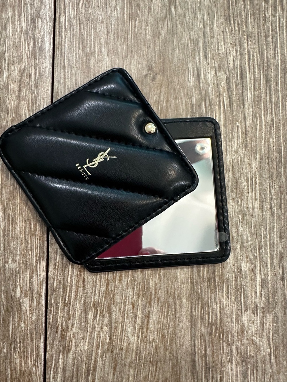 Yves Saint Laurent Black Quilted Compact Mirror with Gold Logo - Picture 4 of 6